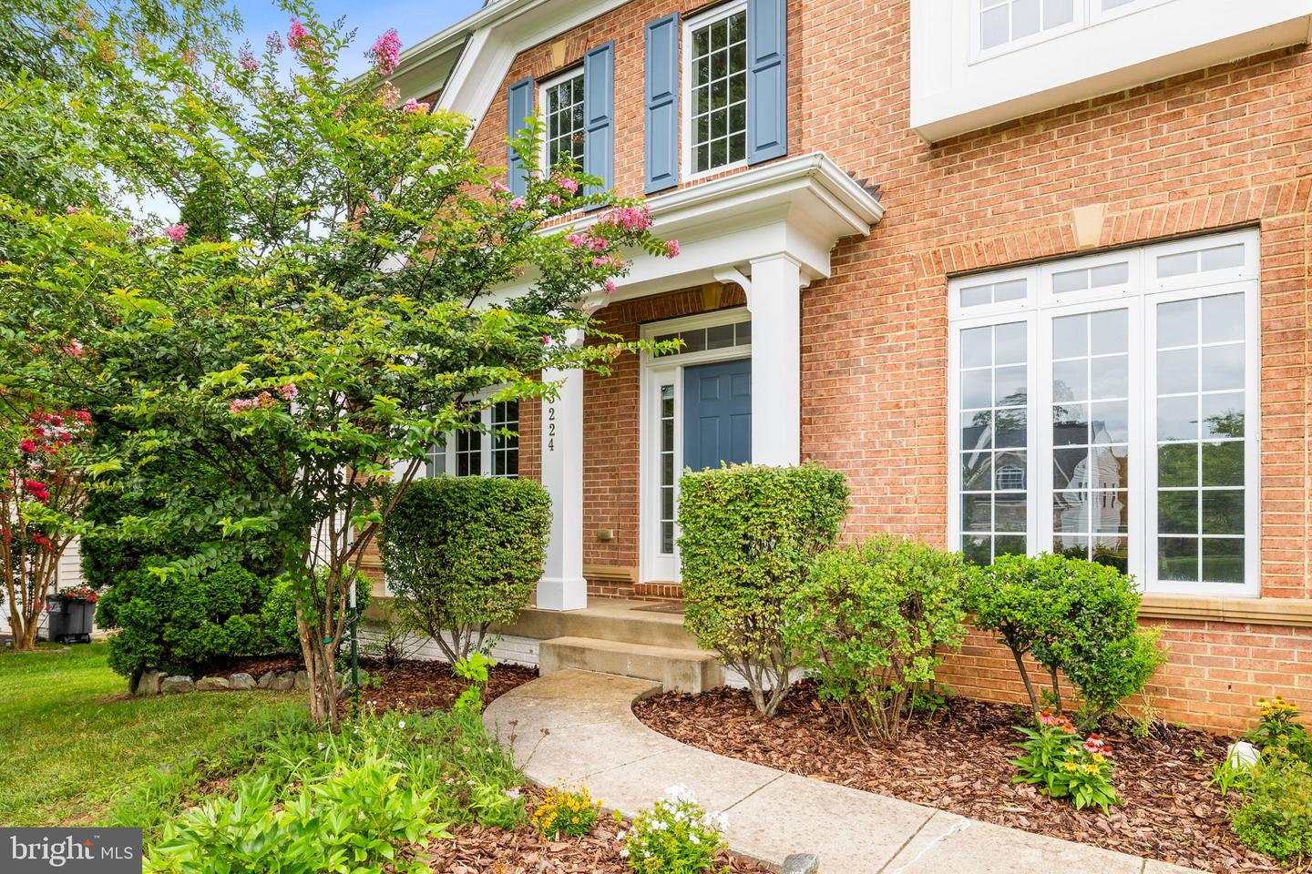 3224 LOST POND CT, TRIANGLE, Virginia 22172, 6 Bedrooms Bedrooms, ,5 BathroomsBathrooms,Residential,For sale,3224 LOST POND CT,VAPW2099762 MLS # VAPW2099762
