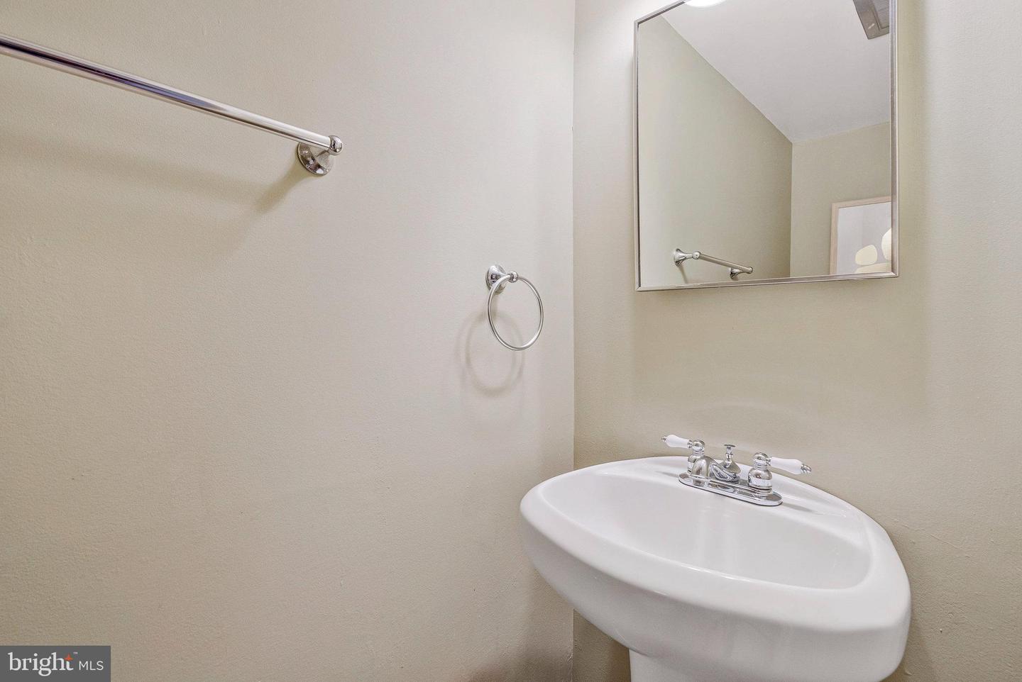 7774 QUAIL RUN LN, MANASSAS, Virginia 20109, 3 Bedrooms Bedrooms, ,2 BathroomsBathrooms,Residential,For sale,7774 QUAIL RUN LN,VAPW2099786 MLS # VAPW2099786