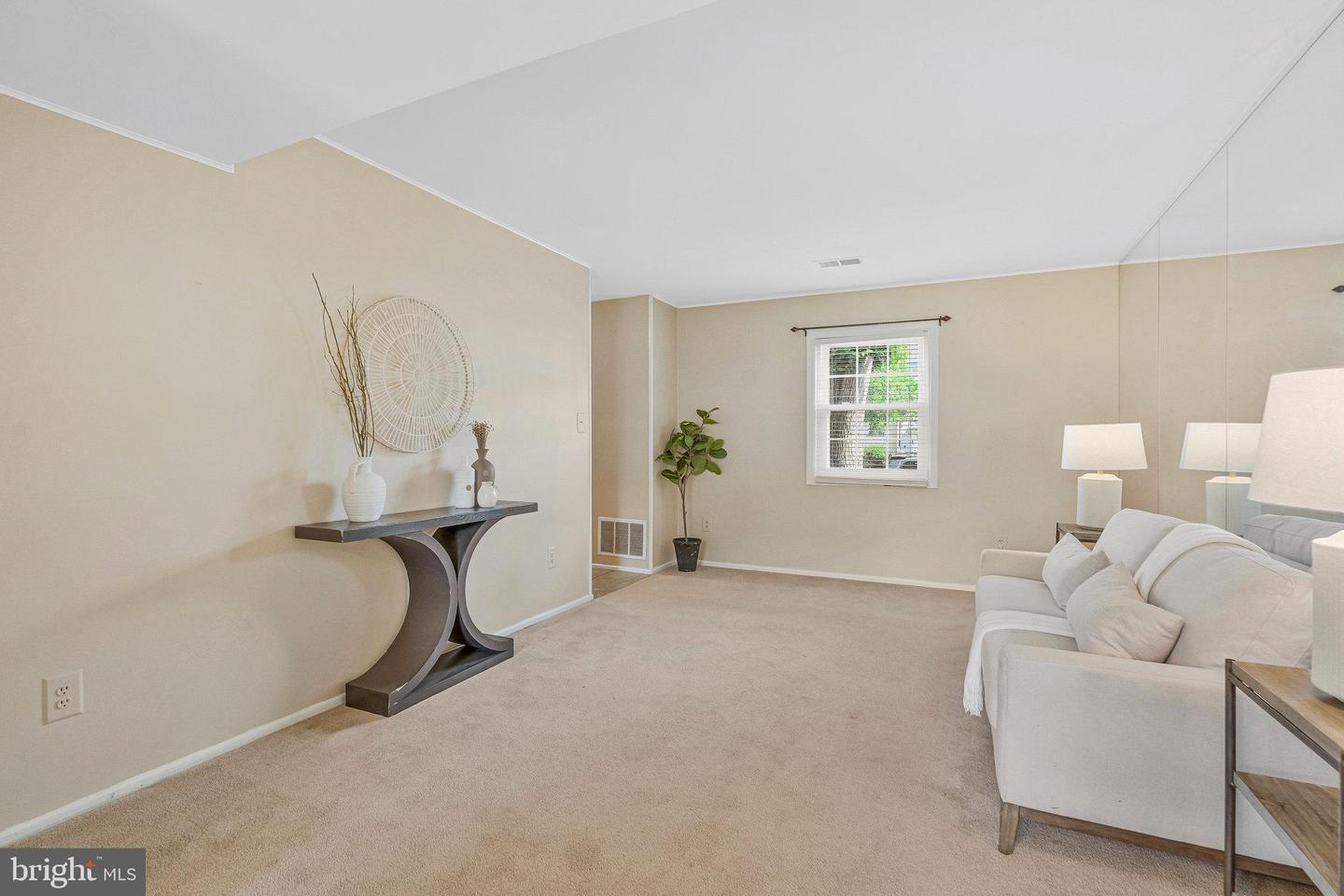 7774 QUAIL RUN LN, MANASSAS, Virginia 20109, 3 Bedrooms Bedrooms, ,2 BathroomsBathrooms,Residential,For sale,7774 QUAIL RUN LN,VAPW2099786 MLS # VAPW2099786