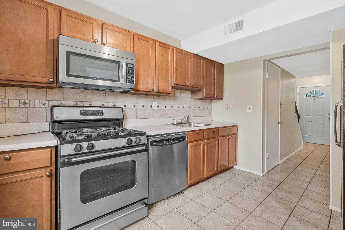 7774 QUAIL RUN LN, MANASSAS, Virginia 20109, 3 Bedrooms Bedrooms, ,2 BathroomsBathrooms,Residential,For sale,7774 QUAIL RUN LN,VAPW2099786 MLS # VAPW2099786