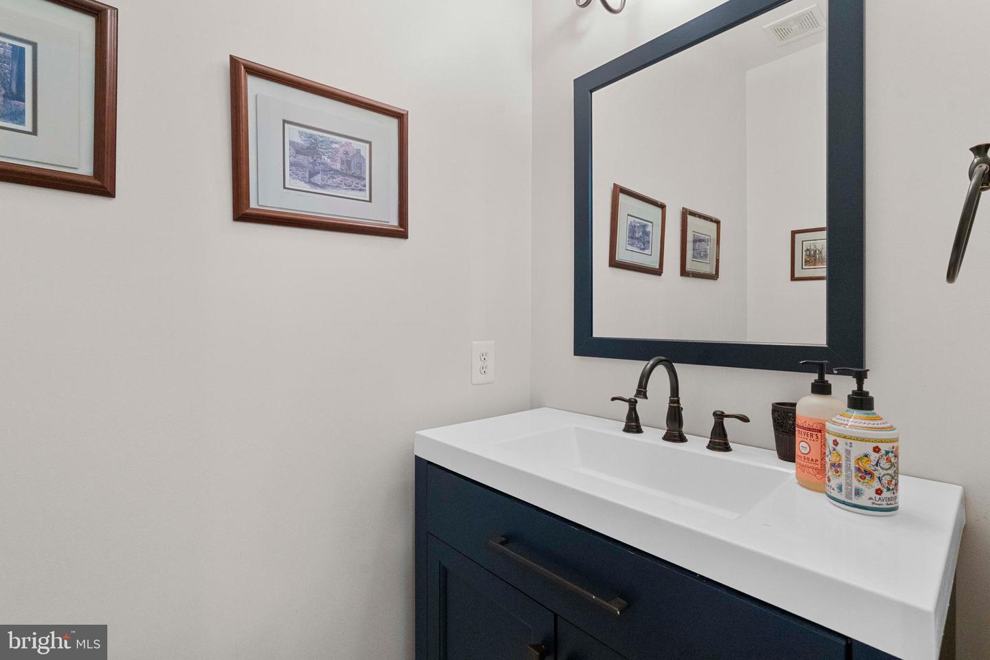36380 HESKETT LN, HILLSBORO, Virginia 20132, 5 Bedrooms Bedrooms, ,5 BathroomsBathrooms,Residential,For sale,36380 HESKETT LN,VALO2102982 MLS # VALO2102982