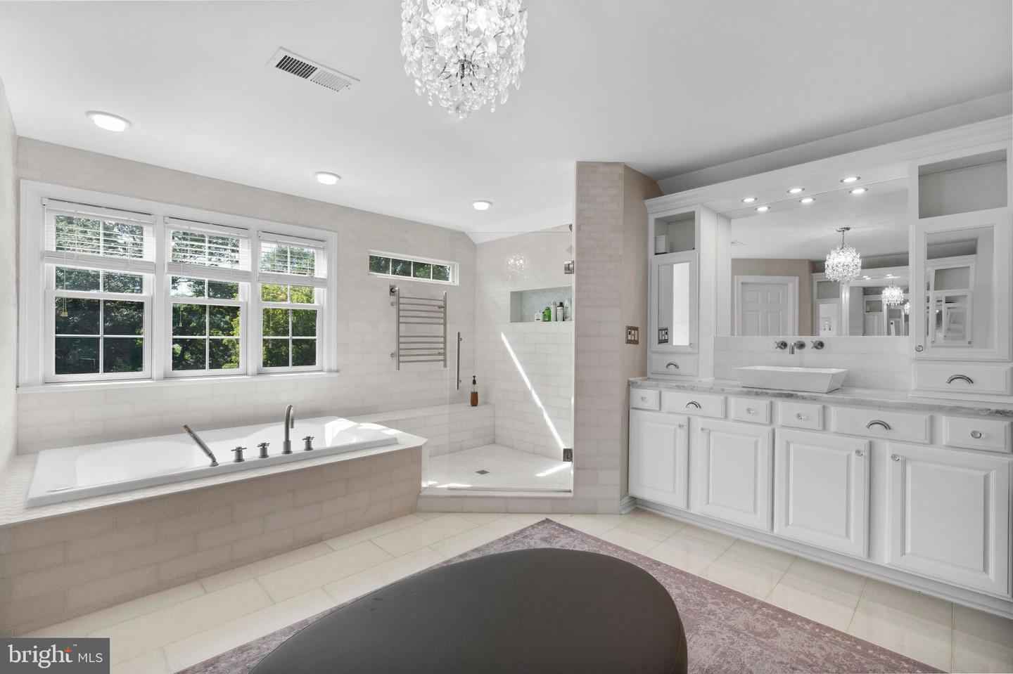 36380 HESKETT LN, HILLSBORO, Virginia 20132, 5 Bedrooms Bedrooms, ,5 BathroomsBathrooms,Residential,For sale,36380 HESKETT LN,VALO2102982 MLS # VALO2102982