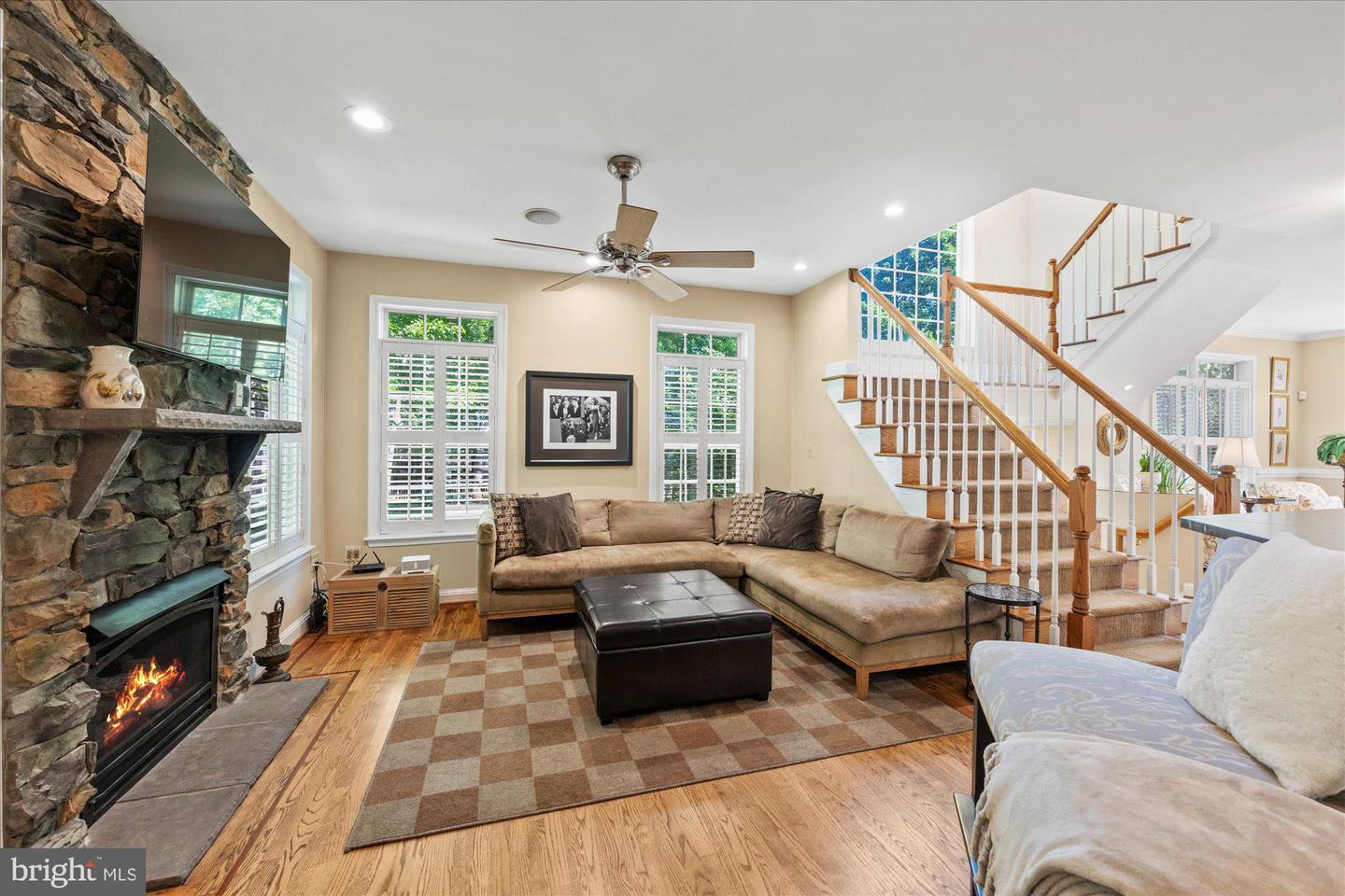 4648 LAMBERT DR, ALEXANDRIA, Virginia 22311, 3 Bedrooms Bedrooms, ,3 BathroomsBathrooms,Residential,For sale,4648 LAMBERT DR,VAAX2047802 MLS # VAAX2047802
