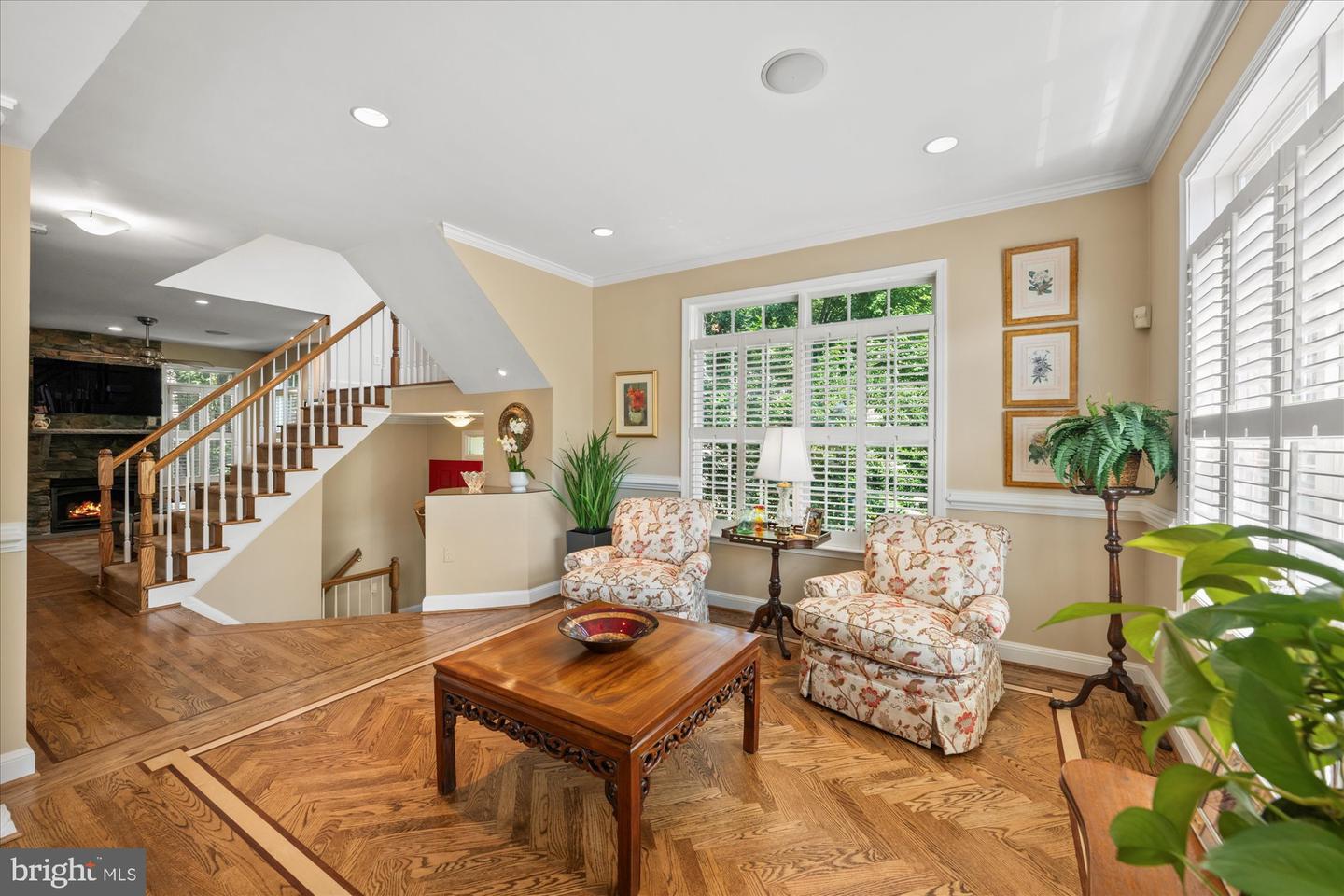 4648 LAMBERT DR, ALEXANDRIA, Virginia 22311, 3 Bedrooms Bedrooms, ,3 BathroomsBathrooms,Residential,For sale,4648 LAMBERT DR,VAAX2047802 MLS # VAAX2047802