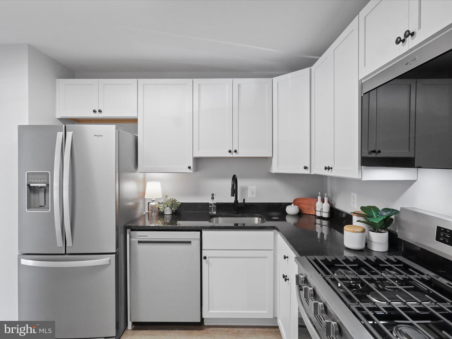 7800 INVERTON RD #201, ANNANDALE, Virginia 22003, 2 Bedrooms Bedrooms, ,2 BathroomsBathrooms,Residential,For sale,7800 INVERTON RD #201,VAFX2257258 MLS # VAFX2257258