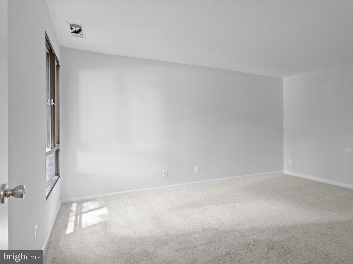 7800 INVERTON RD #201, ANNANDALE, Virginia 22003, 2 Bedrooms Bedrooms, ,2 BathroomsBathrooms,Residential,For sale,7800 INVERTON RD #201,VAFX2257258 MLS # VAFX2257258