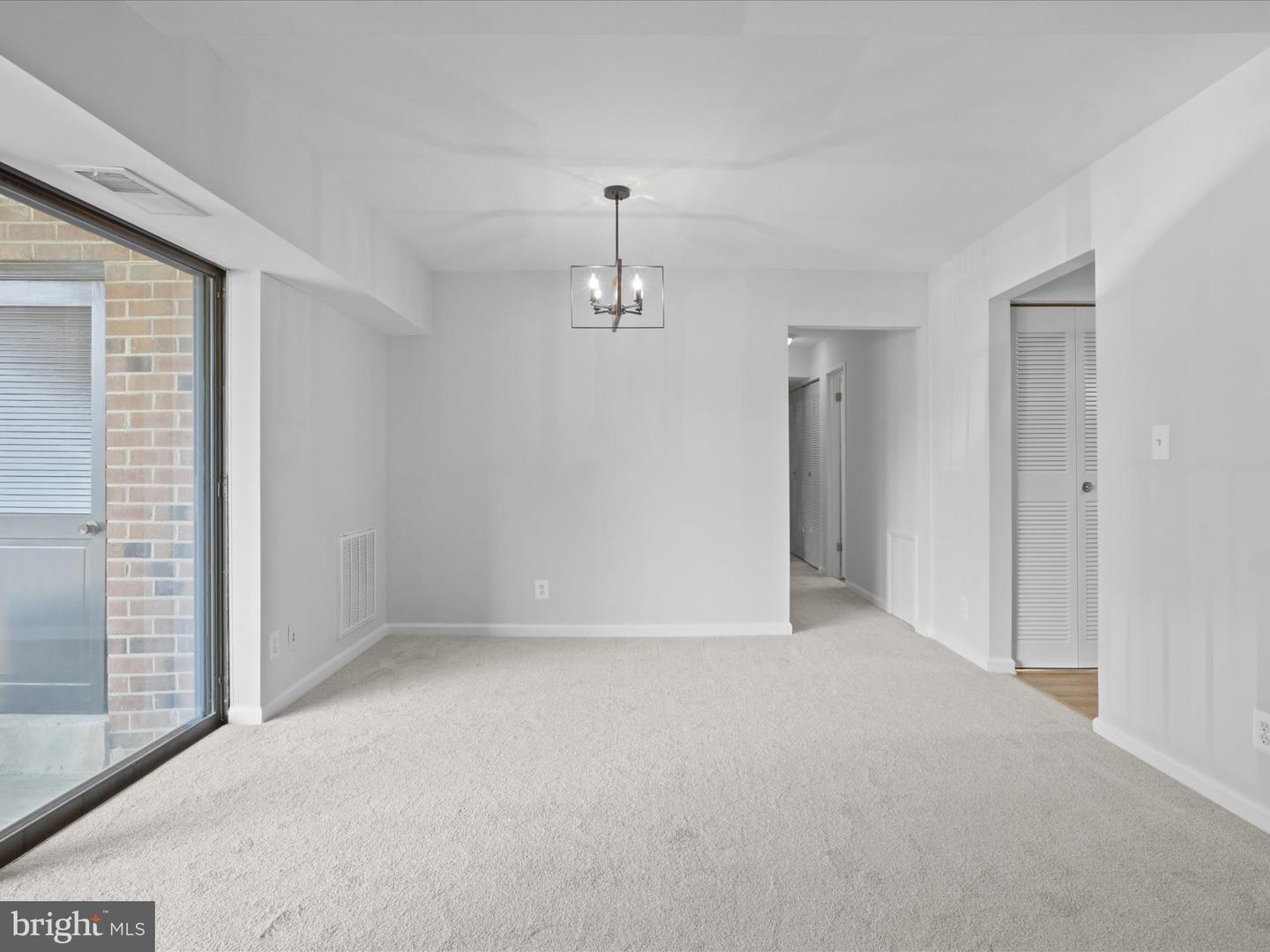 7800 INVERTON RD #201, ANNANDALE, Virginia 22003, 2 Bedrooms Bedrooms, ,2 BathroomsBathrooms,Residential,For sale,7800 INVERTON RD #201,VAFX2257258 MLS # VAFX2257258