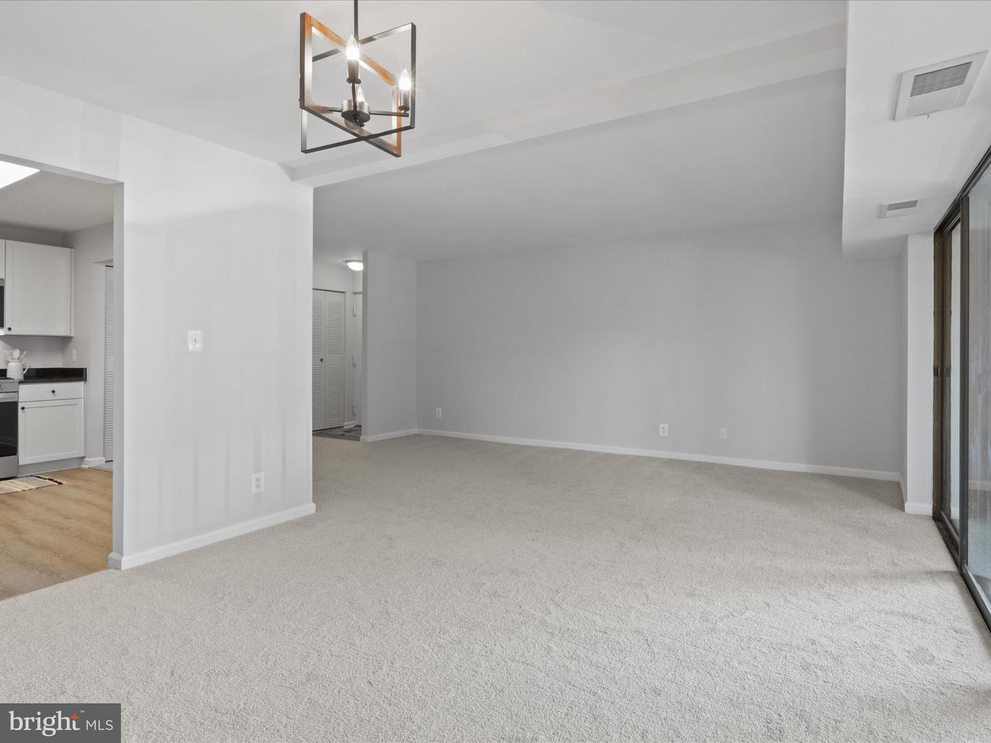 7800 INVERTON RD #201, ANNANDALE, Virginia 22003, 2 Bedrooms Bedrooms, ,2 BathroomsBathrooms,Residential,For sale,7800 INVERTON RD #201,VAFX2257258 MLS # VAFX2257258