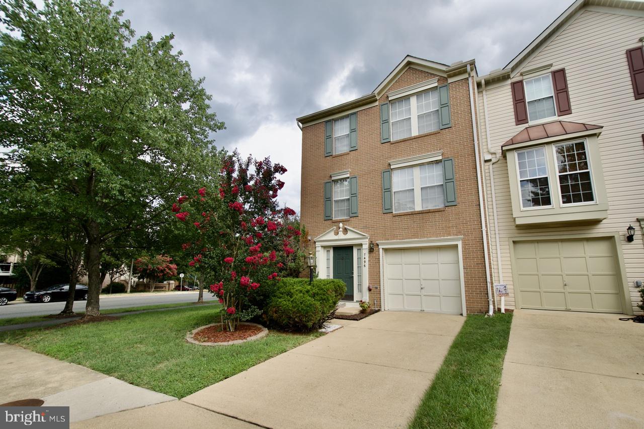 7496 GADSBY SQ, ALEXANDRIA, Virginia 22315, 3 Bedrooms Bedrooms, ,2 BathroomsBathrooms,Residential,For sale,7496 GADSBY SQ,VAFX2257280 MLS # VAFX2257280