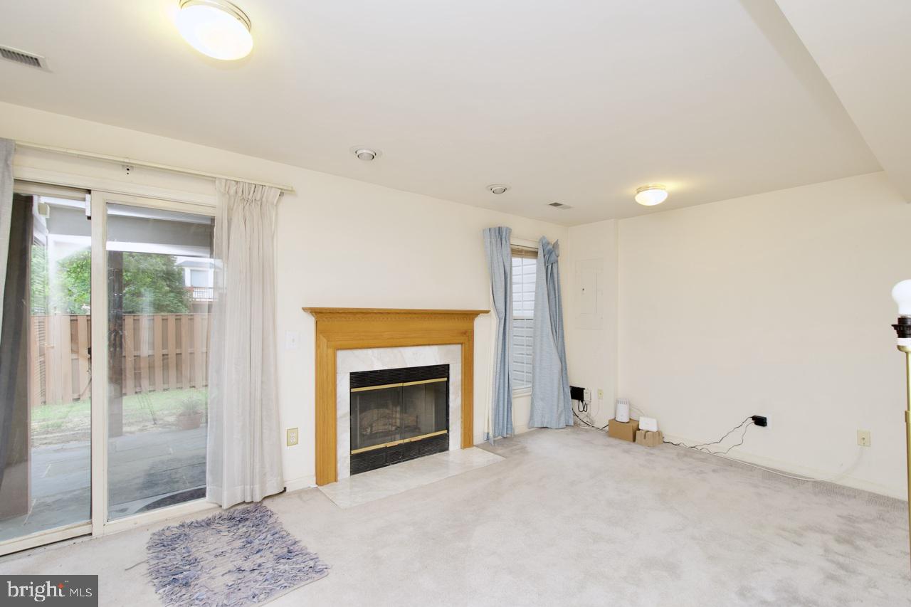 7496 GADSBY SQ, ALEXANDRIA, Virginia 22315, 3 Bedrooms Bedrooms, ,2 BathroomsBathrooms,Residential,For sale,7496 GADSBY SQ,VAFX2257280 MLS # VAFX2257280