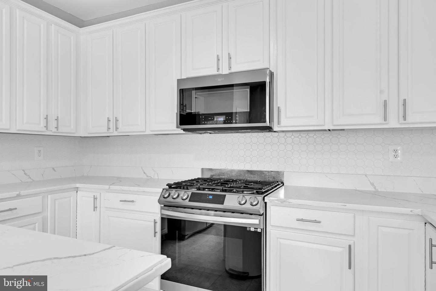 8778 GRANTHAM CT, BRISTOW, Virginia 20136, 5 Bedrooms Bedrooms, ,3 BathroomsBathrooms,Residential,For sale,8778 GRANTHAM CT,VAPW2099886 MLS # VAPW2099886