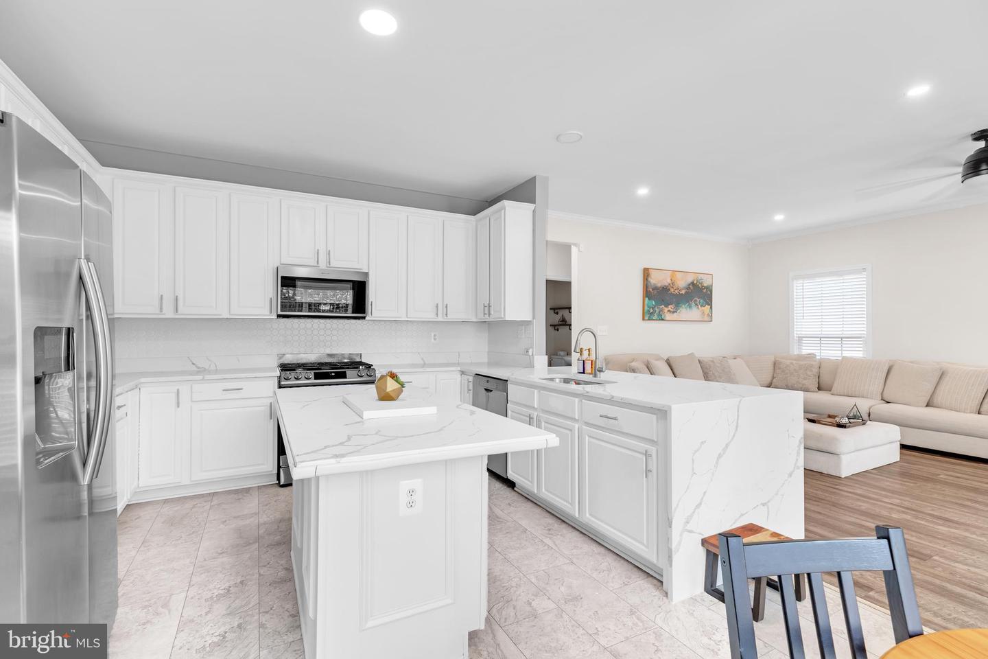 8778 GRANTHAM CT, BRISTOW, Virginia 20136, 5 Bedrooms Bedrooms, ,3 BathroomsBathrooms,Residential,For sale,8778 GRANTHAM CT,VAPW2099886 MLS # VAPW2099886