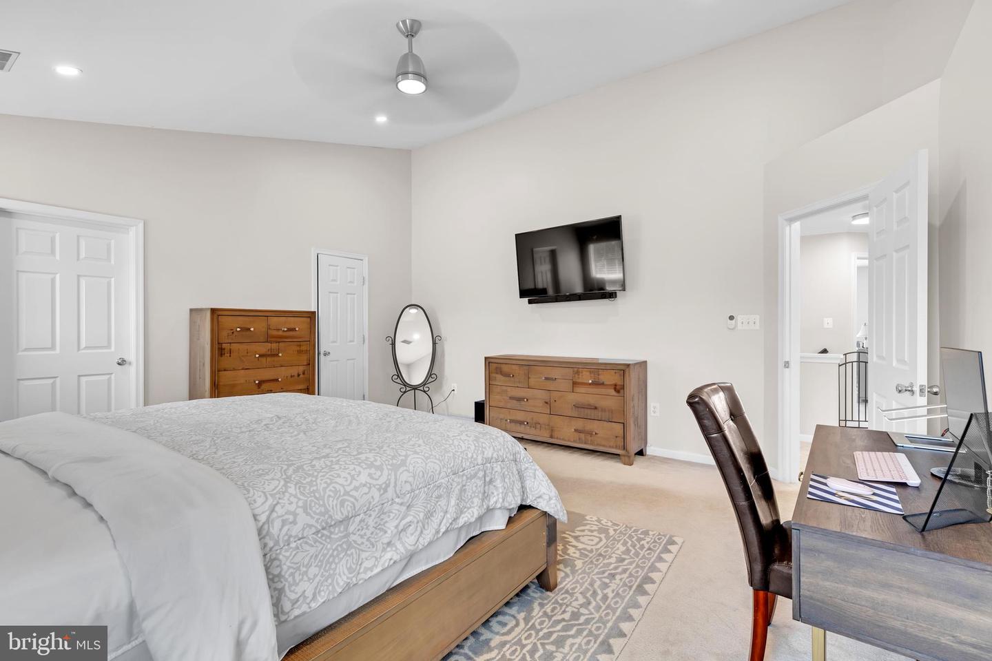 8778 GRANTHAM CT, BRISTOW, Virginia 20136, 5 Bedrooms Bedrooms, ,3 BathroomsBathrooms,Residential,For sale,8778 GRANTHAM CT,VAPW2099886 MLS # VAPW2099886