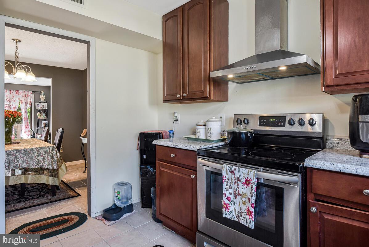15361 GRIST MILL TER, WOODBRIDGE, Virginia 22191, 3 Bedrooms Bedrooms, ,2 BathroomsBathrooms,Residential,For sale,15361 GRIST MILL TER,VAPW2099896 MLS # VAPW2099896