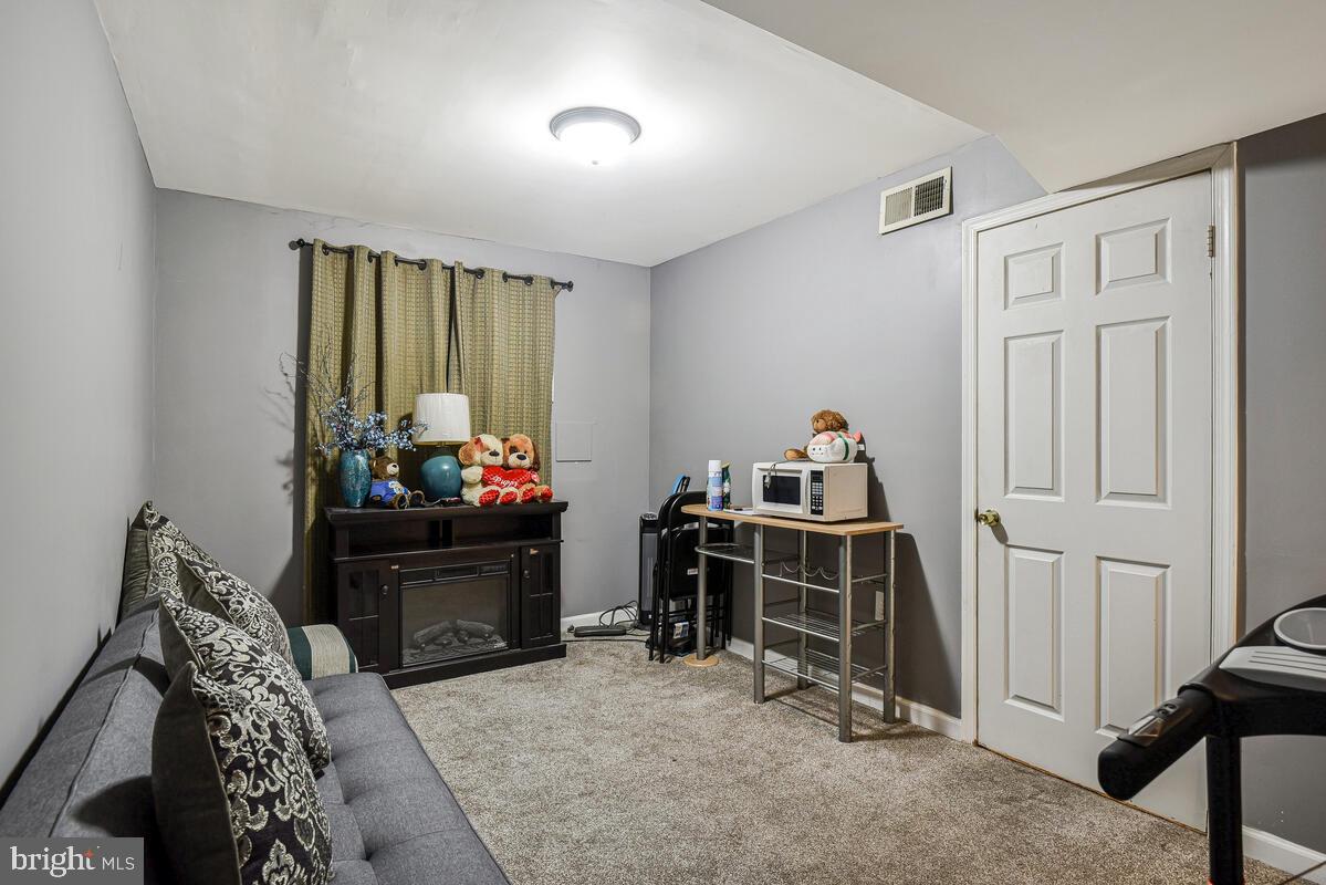 15361 GRIST MILL TER, WOODBRIDGE, Virginia 22191, 3 Bedrooms Bedrooms, ,2 BathroomsBathrooms,Residential,For sale,15361 GRIST MILL TER,VAPW2099896 MLS # VAPW2099896