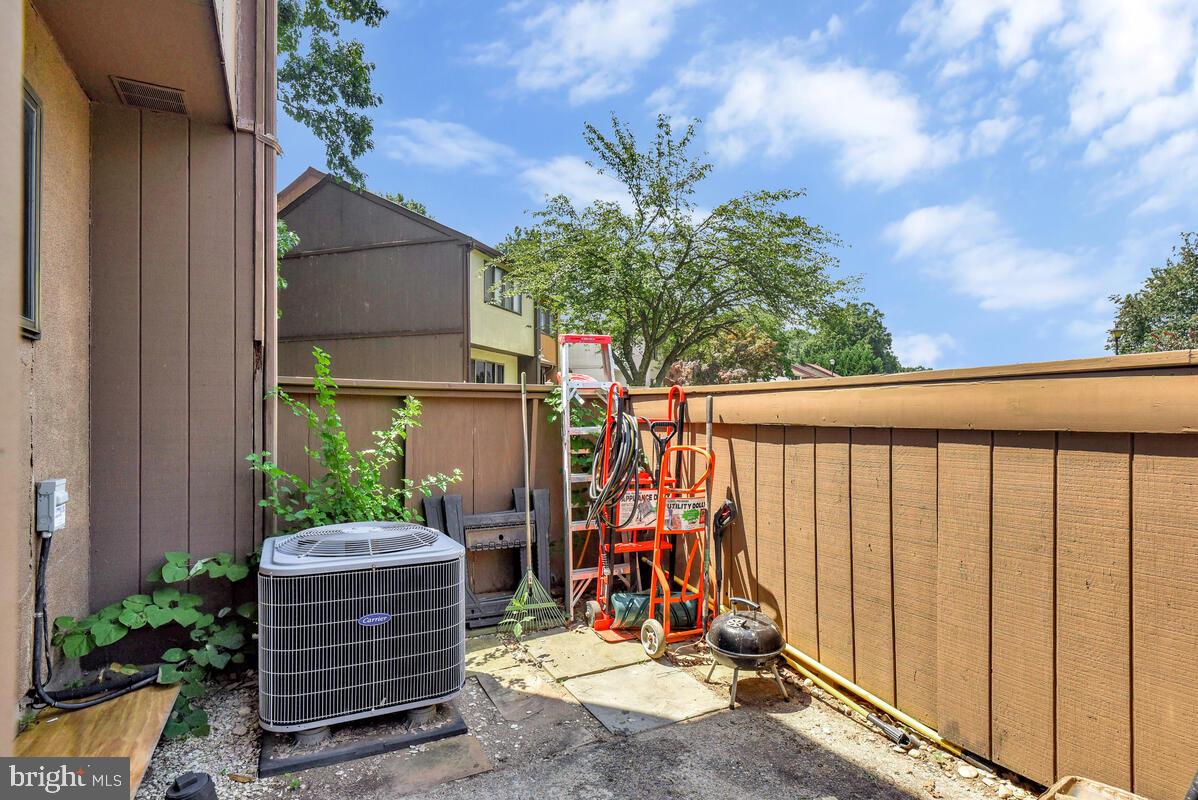 15361 GRIST MILL TER, WOODBRIDGE, Virginia 22191, 3 Bedrooms Bedrooms, ,2 BathroomsBathrooms,Residential,For sale,15361 GRIST MILL TER,VAPW2099896 MLS # VAPW2099896