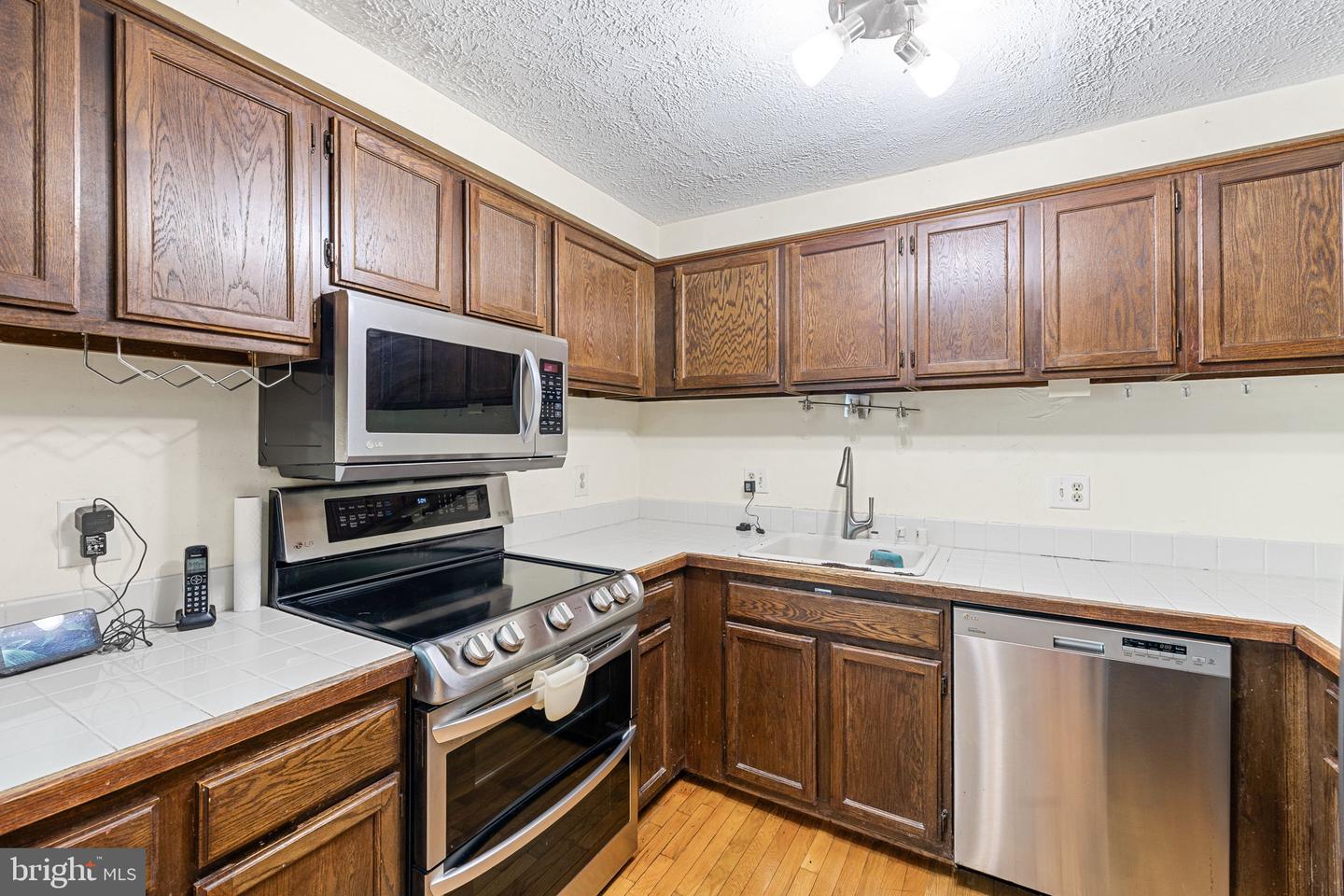 15813 EDGEWOOD DR, DUMFRIES, Virginia 22025, 5 Bedrooms Bedrooms, ,2 BathroomsBathrooms,Residential,For sale,15813 EDGEWOOD DR,VAPW2099906 MLS # VAPW2099906