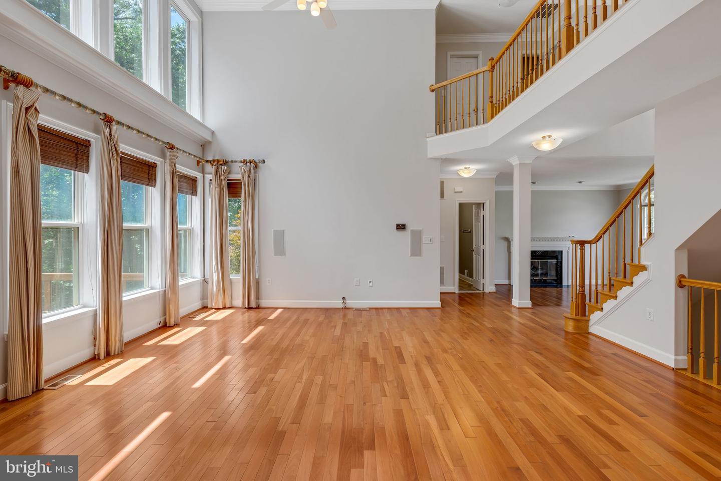 14501 PICKET OAKS RD, CENTREVILLE, Virginia 20121, 5 Bedrooms Bedrooms, ,3 BathroomsBathrooms,Residential,For sale,14501 PICKET OAKS RD,VAFX2257428 MLS # VAFX2257428