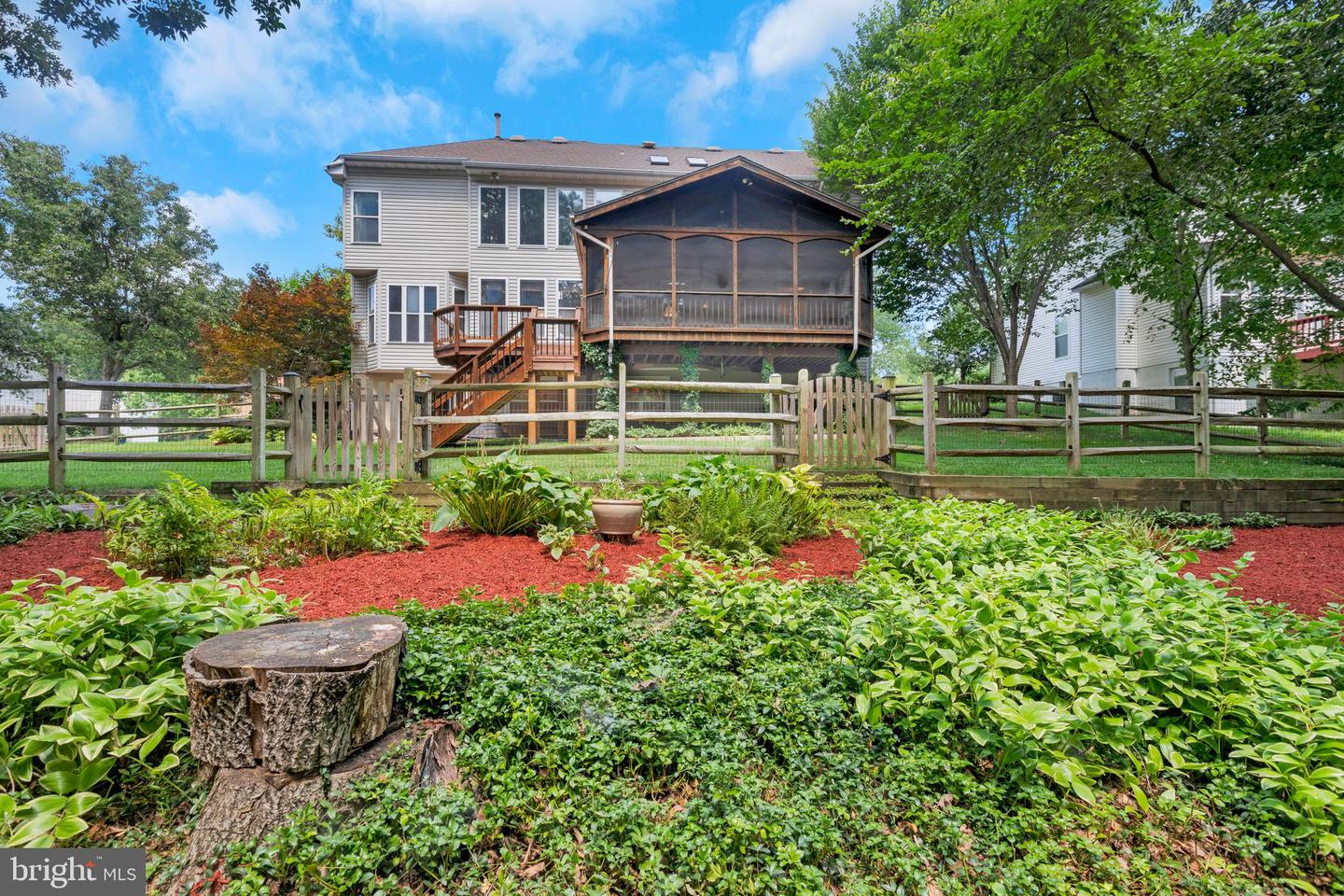 14501 PICKET OAKS RD, CENTREVILLE, Virginia 20121, 5 Bedrooms Bedrooms, ,3 BathroomsBathrooms,Residential,For sale,14501 PICKET OAKS RD,VAFX2257428 MLS # VAFX2257428