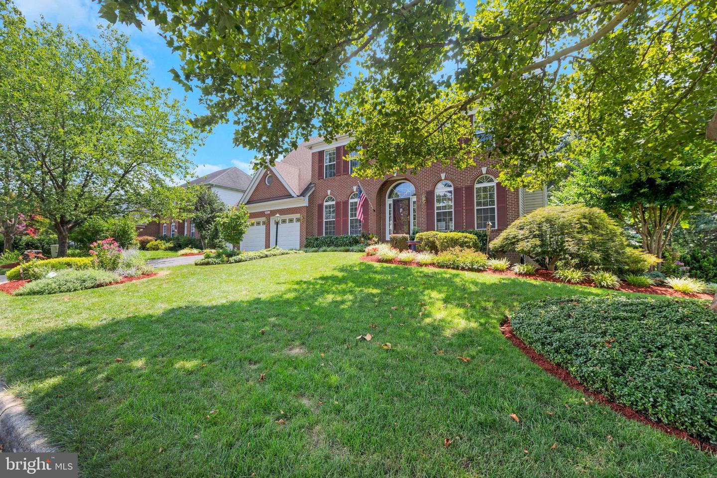 14501 PICKET OAKS RD, CENTREVILLE, Virginia 20121, 5 Bedrooms Bedrooms, ,3 BathroomsBathrooms,Residential,For sale,14501 PICKET OAKS RD,VAFX2257428 MLS # VAFX2257428