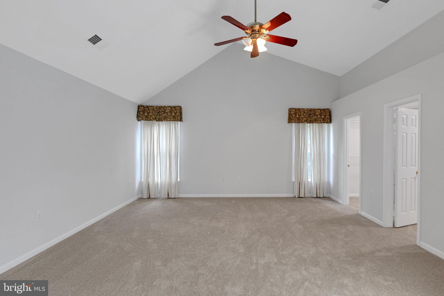 14501 PICKET OAKS RD, CENTREVILLE, Virginia 20121, 5 Bedrooms Bedrooms, ,3 BathroomsBathrooms,Residential,For sale,14501 PICKET OAKS RD,VAFX2257428 MLS # VAFX2257428