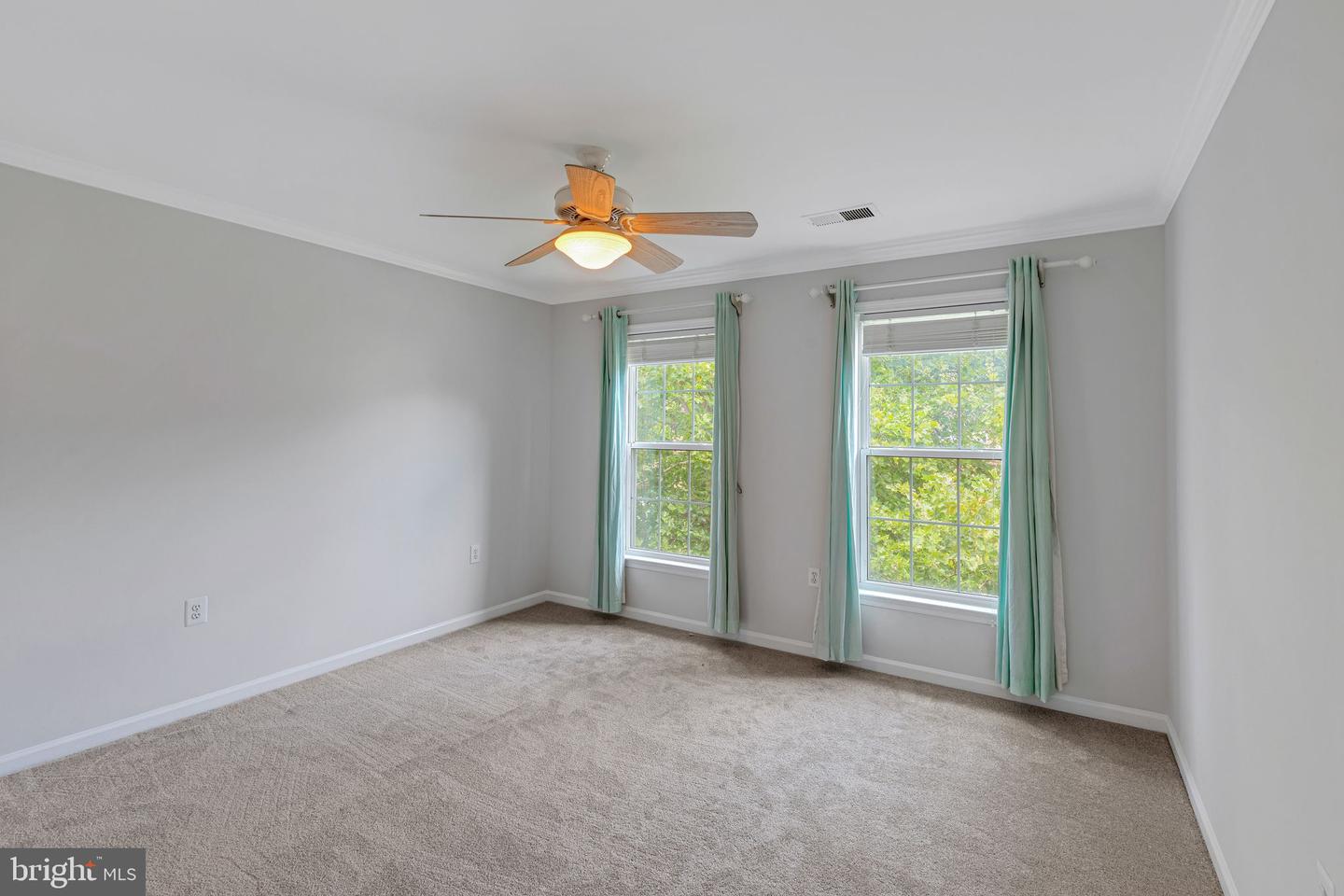 14501 PICKET OAKS RD, CENTREVILLE, Virginia 20121, 5 Bedrooms Bedrooms, ,3 BathroomsBathrooms,Residential,For sale,14501 PICKET OAKS RD,VAFX2257428 MLS # VAFX2257428