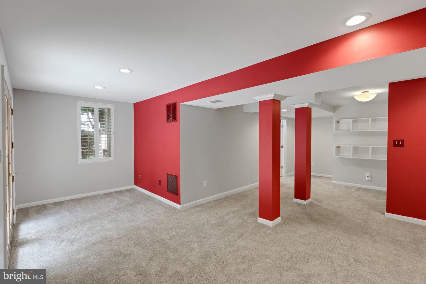 14501 PICKET OAKS RD, CENTREVILLE, Virginia 20121, 5 Bedrooms Bedrooms, ,3 BathroomsBathrooms,Residential,For sale,14501 PICKET OAKS RD,VAFX2257428 MLS # VAFX2257428
