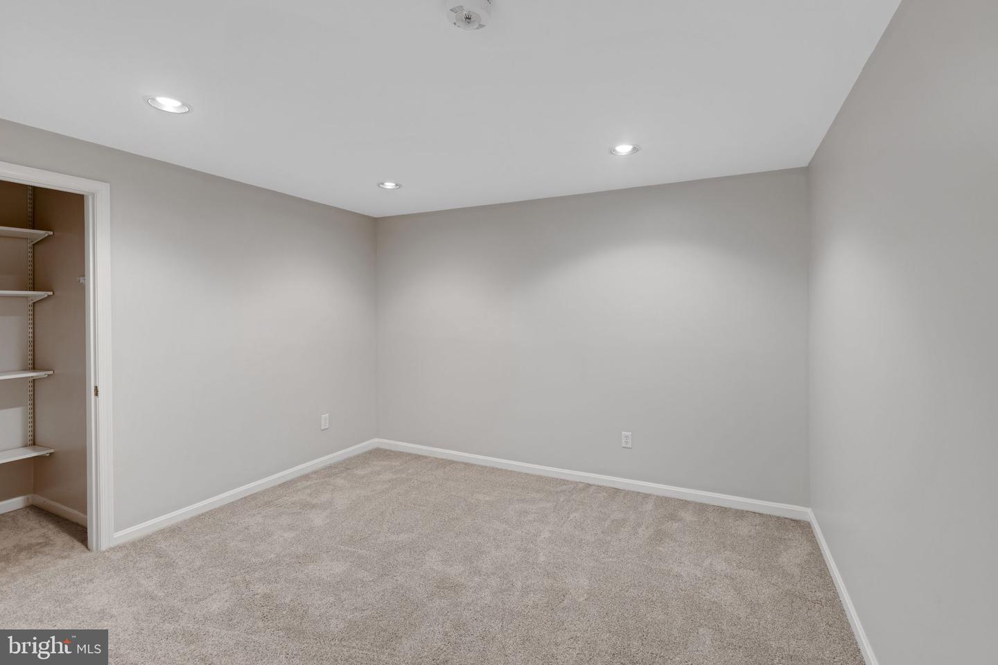 14501 PICKET OAKS RD, CENTREVILLE, Virginia 20121, 5 Bedrooms Bedrooms, ,3 BathroomsBathrooms,Residential,For sale,14501 PICKET OAKS RD,VAFX2257428 MLS # VAFX2257428