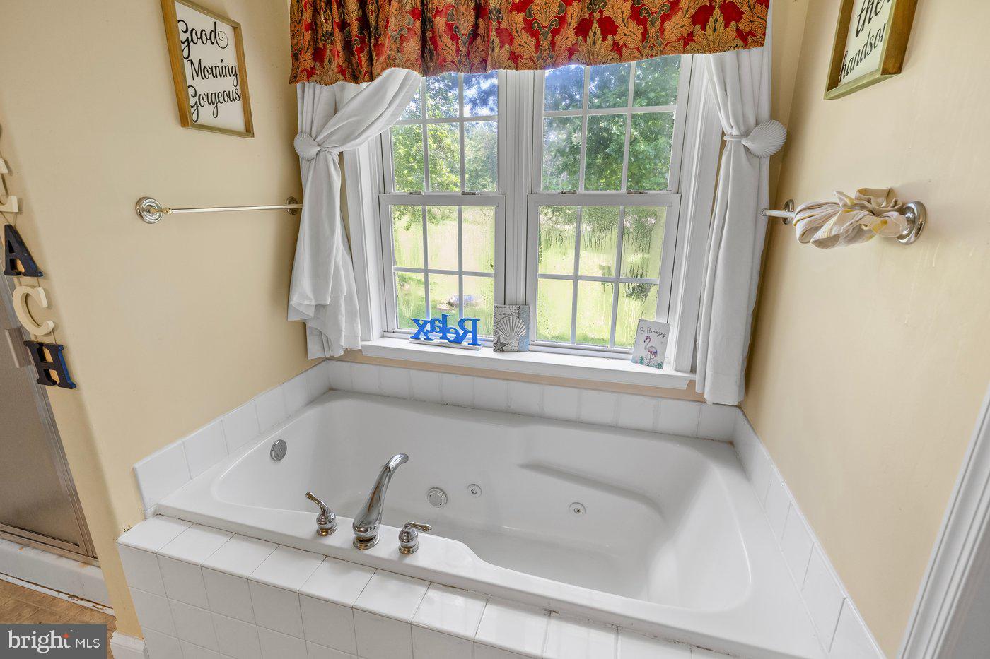 6325 GRACE HL, SPOTSYLVANIA, Virginia 22551, 5 Bedrooms Bedrooms, ,2 BathroomsBathrooms,Residential,For sale,6325 GRACE HL,VASP2034916 MLS # VASP2034916