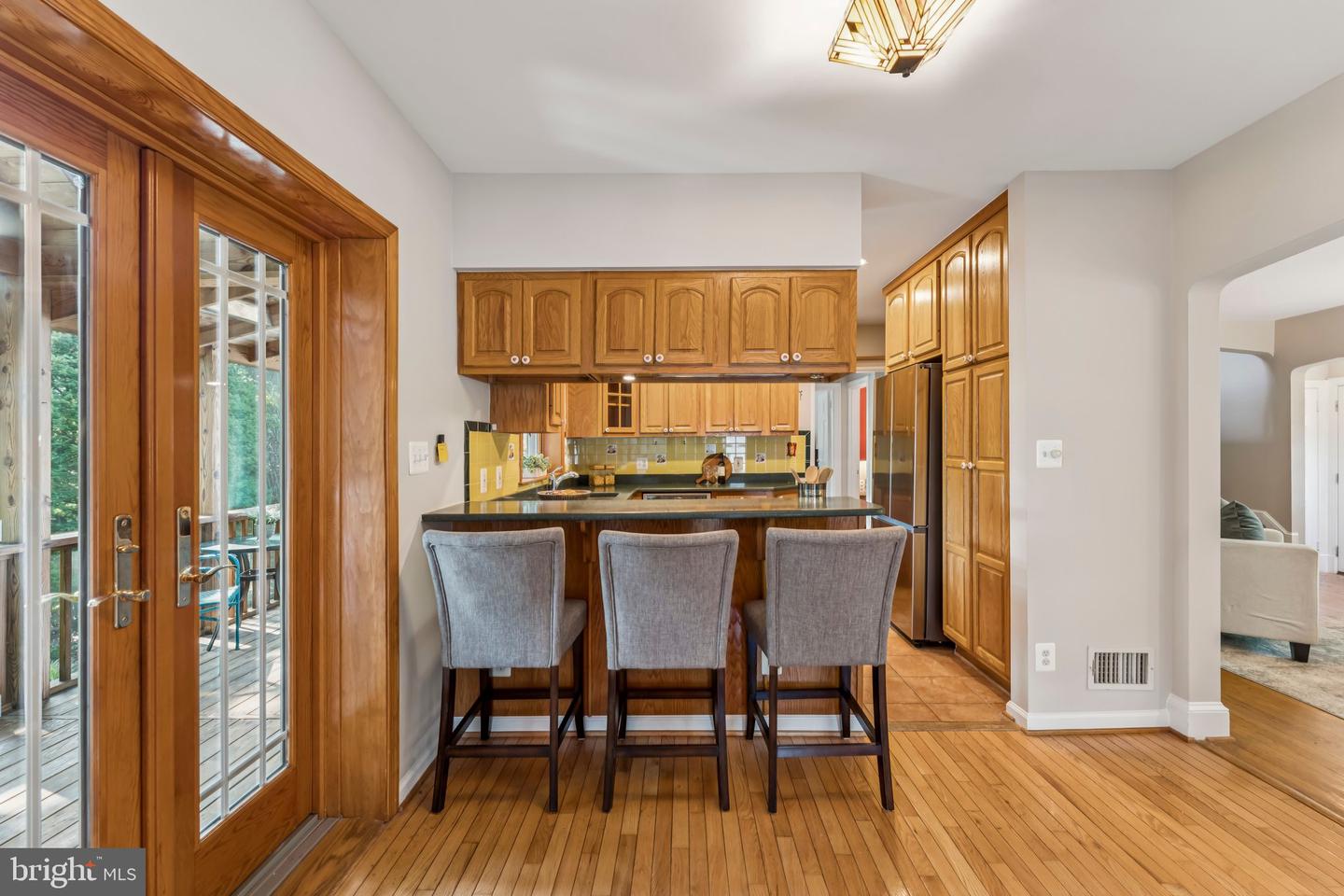 1811 N WAKEFIELD ST, ARLINGTON, Virginia 22207, 3 Bedrooms Bedrooms, ,2 BathroomsBathrooms,Residential,For sale,1811 N WAKEFIELD ST,VAAR2061382 MLS # VAAR2061382