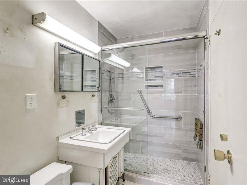 4101 CATHEDRAL AVE NW #409, WASHINGTON, District Of Columbia 20016, ,1 BathroomBathrooms,Residential,For sale,4101 CATHEDRAL AVE NW #409,DCDC2212716 MLS # DCDC2212716 4101 CATHEDRAL AVE NW #409, WASHINGTON, District Of Columbia 20016, ,1 BathroomBathrooms,Residential,For sale,4101 CATHEDRAL AVE NW #409,DCDC2212716 MLS # DCDC2212716