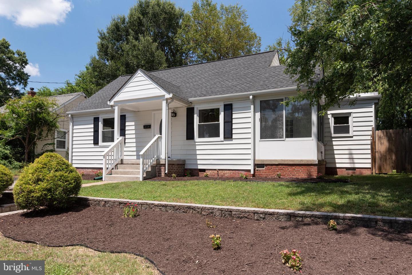 2616 FERNHILL AVE, HENRICO, Virginia 23228, 4 Bedrooms Bedrooms, ,2 BathroomsBathrooms,Residential,For sale,2616 FERNHILL AVE,VAHN2001014 MLS # VAHN2001014