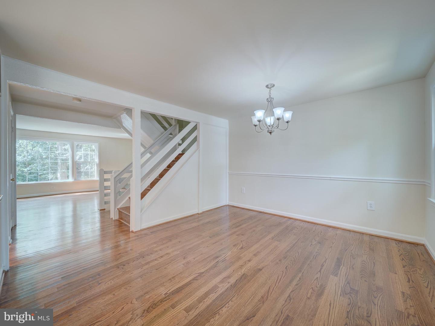 13186 PUTNAM CIR, WOODBRIDGE, Virginia 22191, 4 Bedrooms Bedrooms, ,3 BathroomsBathrooms,Residential,For sale,13186 PUTNAM CIR,VAPW2100354 MLS # VAPW2100354