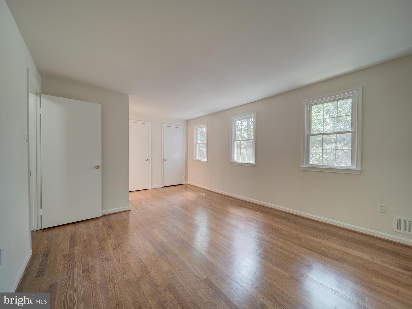 13186 PUTNAM CIR, WOODBRIDGE, Virginia 22191, 4 Bedrooms Bedrooms, ,3 BathroomsBathrooms,Residential,For sale,13186 PUTNAM CIR,VAPW2100354 MLS # VAPW2100354