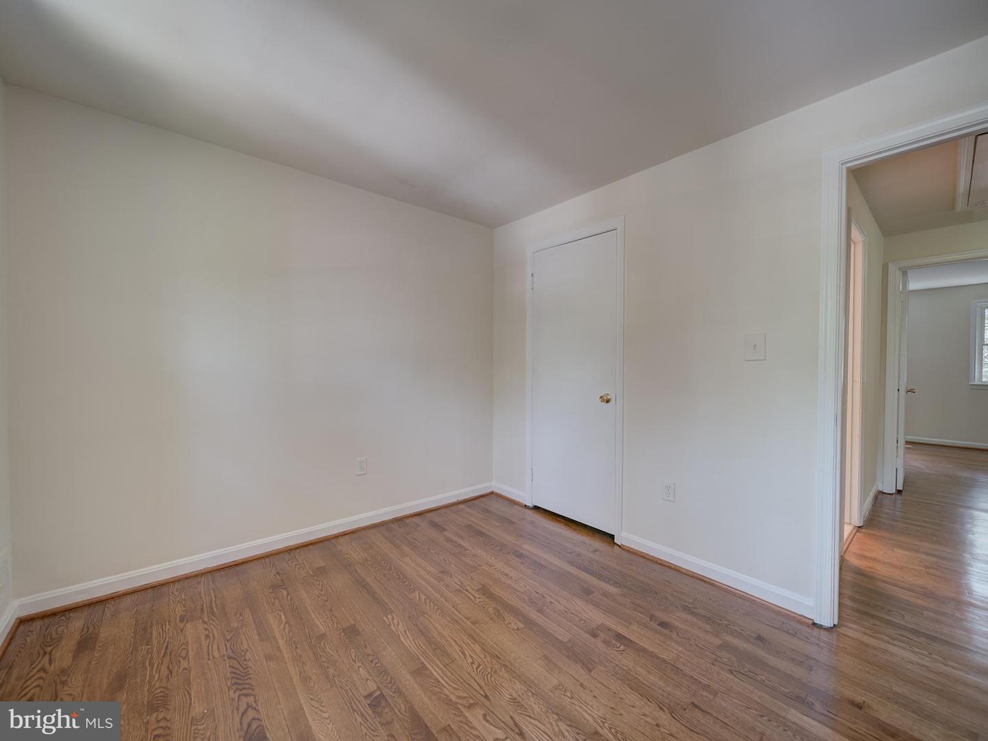 13186 PUTNAM CIR, WOODBRIDGE, Virginia 22191, 4 Bedrooms Bedrooms, ,3 BathroomsBathrooms,Residential,For sale,13186 PUTNAM CIR,VAPW2100354 MLS # VAPW2100354