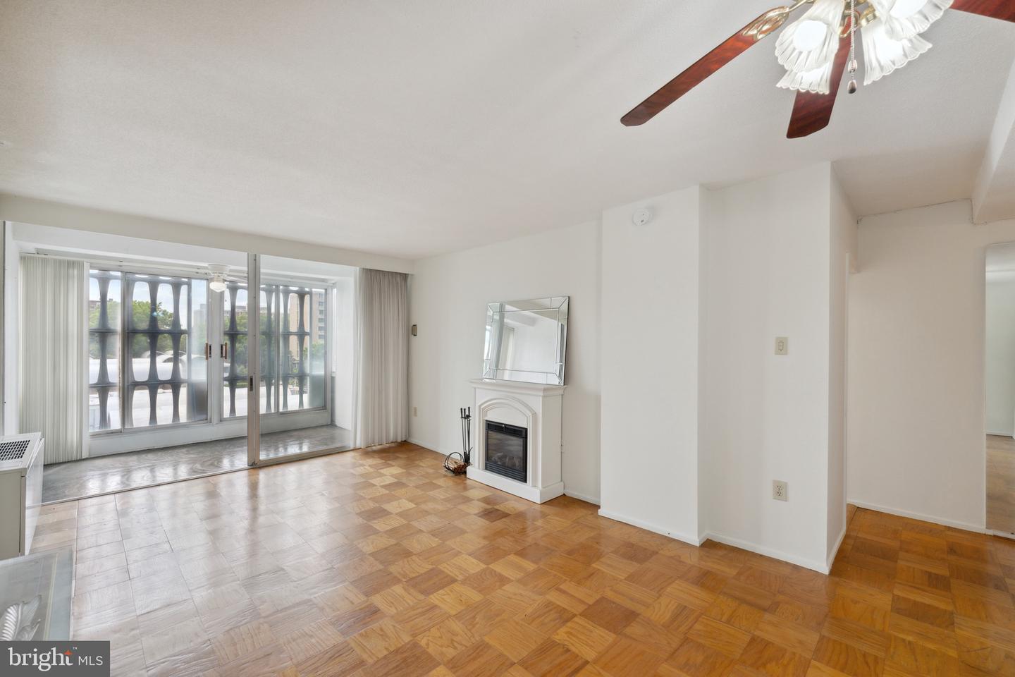 1301 DELAWARE AVE SW #N403, WASHINGTON, District Of Columbia 20024, 1 Bedroom Bedrooms, ,1 BathroomBathrooms,Residential,For sale,1301 DELAWARE AVE SW #N403,DCDC2212862 MLS # DCDC2212862