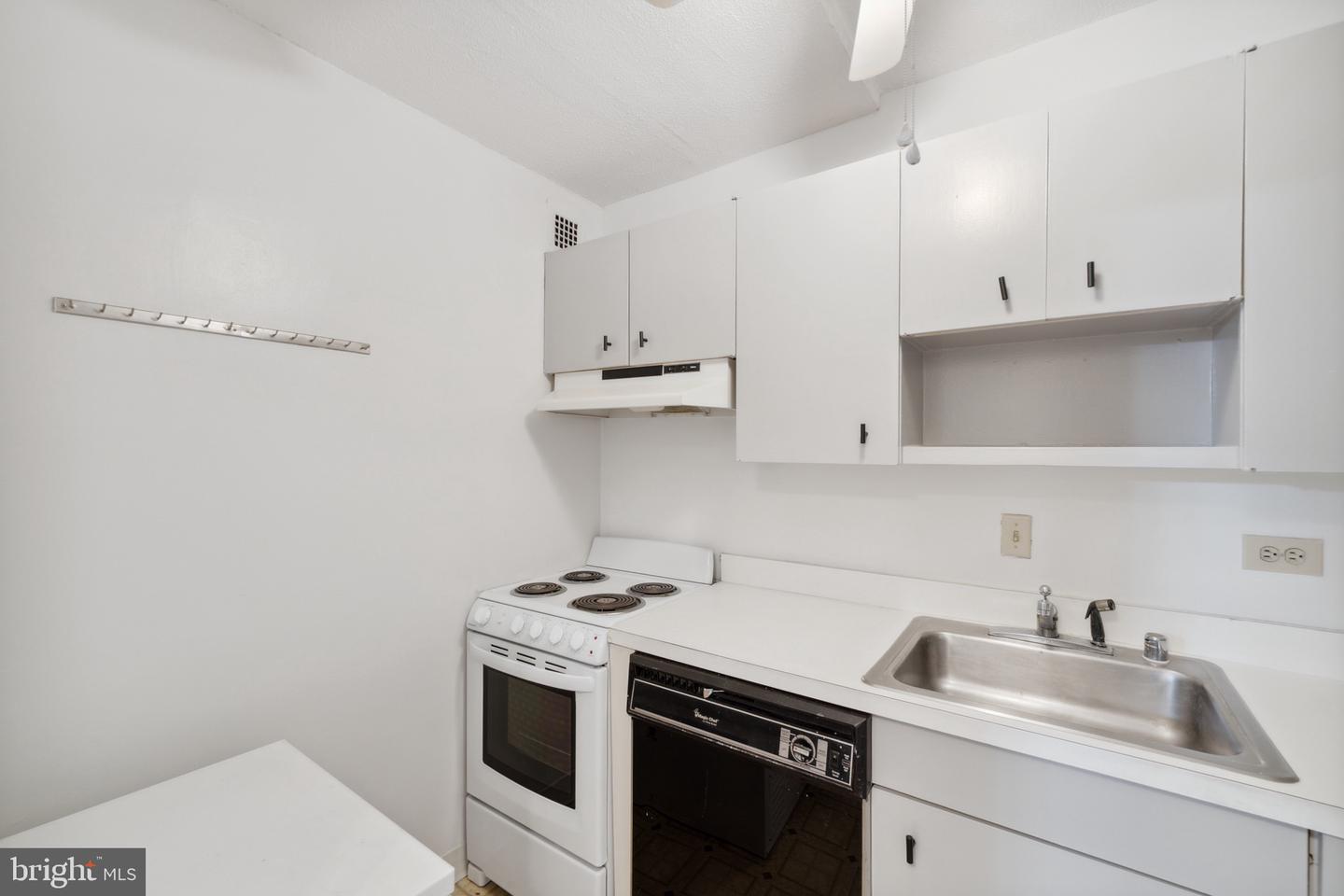 1301 DELAWARE AVE SW #N403, WASHINGTON, District Of Columbia 20024, 1 Bedroom Bedrooms, ,1 BathroomBathrooms,Residential,For sale,1301 DELAWARE AVE SW #N403,DCDC2212862 MLS # DCDC2212862