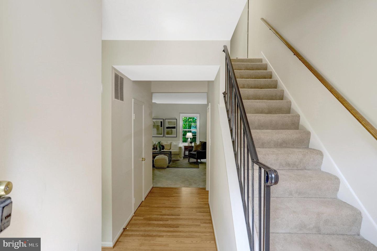 6372 EIGHTH CIR, ALEXANDRIA, Virginia 22312, 3 Bedrooms Bedrooms, ,2 BathroomsBathrooms,Residential,For sale,6372 EIGHTH CIR,VAFX2258530 MLS # VAFX2258530