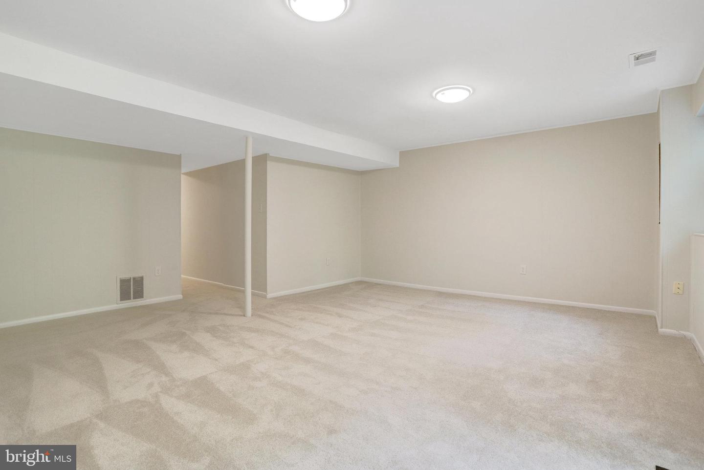 6372 EIGHTH CIR, ALEXANDRIA, Virginia 22312, 3 Bedrooms Bedrooms, ,2 BathroomsBathrooms,Residential,For sale,6372 EIGHTH CIR,VAFX2258530 MLS # VAFX2258530