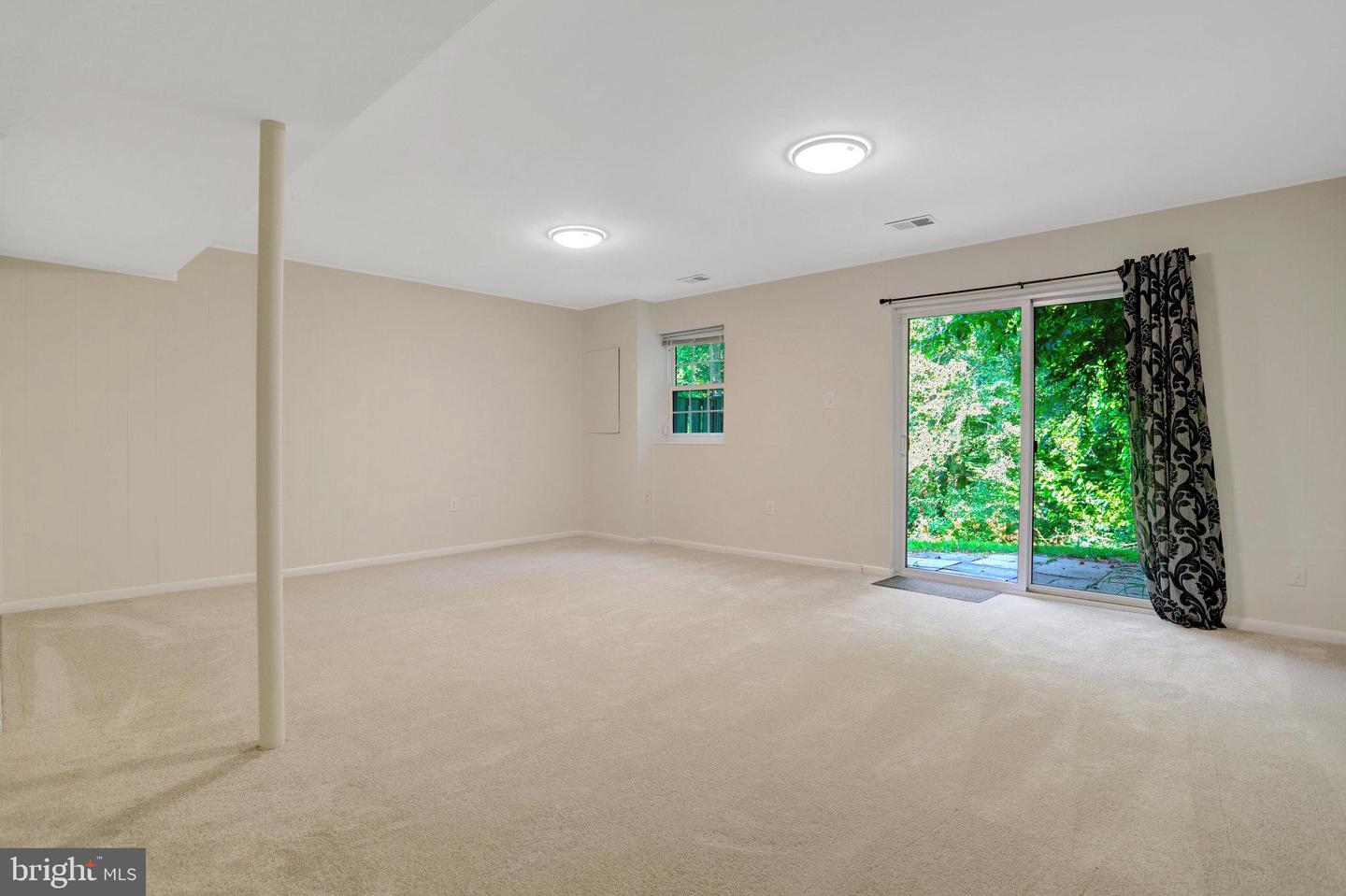 6372 EIGHTH CIR, ALEXANDRIA, Virginia 22312, 3 Bedrooms Bedrooms, ,2 BathroomsBathrooms,Residential,For sale,6372 EIGHTH CIR,VAFX2258530 MLS # VAFX2258530