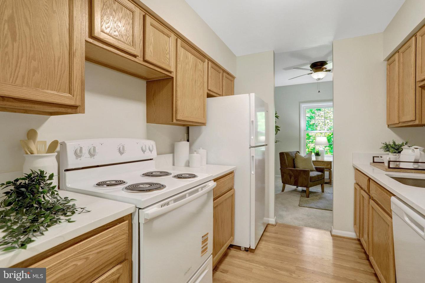6372 EIGHTH CIR, ALEXANDRIA, Virginia 22312, 3 Bedrooms Bedrooms, ,2 BathroomsBathrooms,Residential,For sale,6372 EIGHTH CIR,VAFX2258530 MLS # VAFX2258530