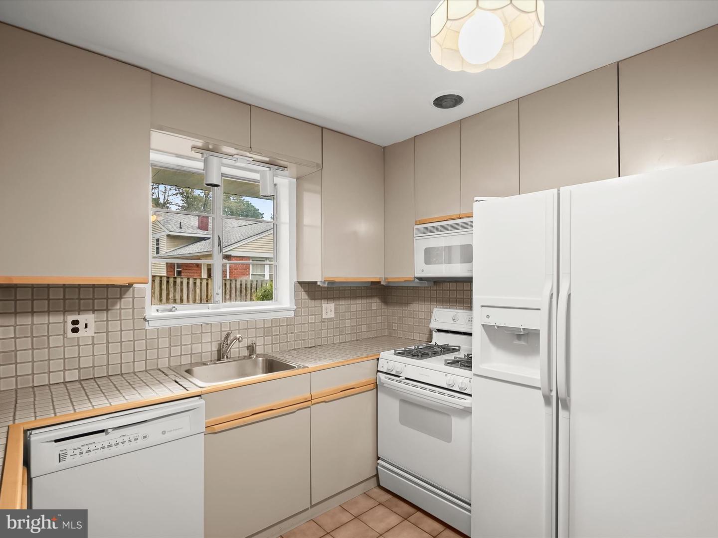 6303 JULIAN ST, SPRINGFIELD, Virginia 22150, 3 Bedrooms Bedrooms, ,1 BathroomBathrooms,Residential,For sale,6303 JULIAN ST,VAFX2258646 MLS # VAFX2258646