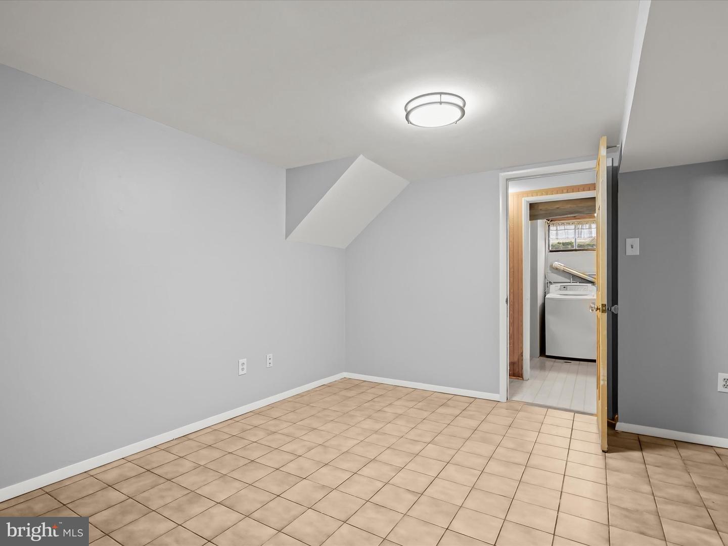 6303 JULIAN ST, SPRINGFIELD, Virginia 22150, 3 Bedrooms Bedrooms, ,1 BathroomBathrooms,Residential,For sale,6303 JULIAN ST,VAFX2258646 MLS # VAFX2258646