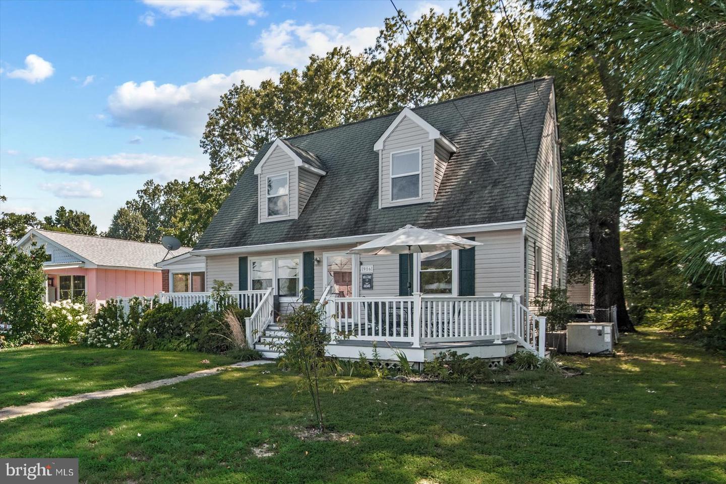 916 BRYANT AVE, COLONIAL BEACH, Virginia 22443, 4 Bedrooms Bedrooms, ,2 BathroomsBathrooms,Residential,For sale,916 BRYANT AVE,VAWE2009434 MLS # VAWE2009434