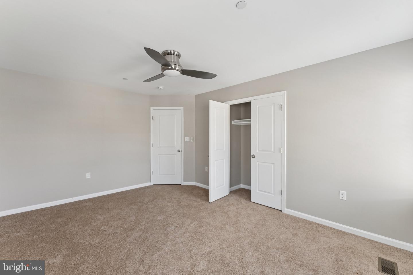 412 WOODCREST DR SE #412B, WASHINGTON, District Of Columbia 20032, 3 Bedrooms Bedrooms, ,2 BathroomsBathrooms,Residential,For sale,412 WOODCREST DR SE #412B,DCDC2213182 MLS # DCDC2213182 412 WOODCREST DR SE #412B, WASHINGTON, District Of Columbia 20032, 3 Bedrooms Bedrooms, ,2 BathroomsBathrooms,Residential,For sale,412 WOODCREST DR SE #412B,DCDC2213182 MLS # DCDC2213182