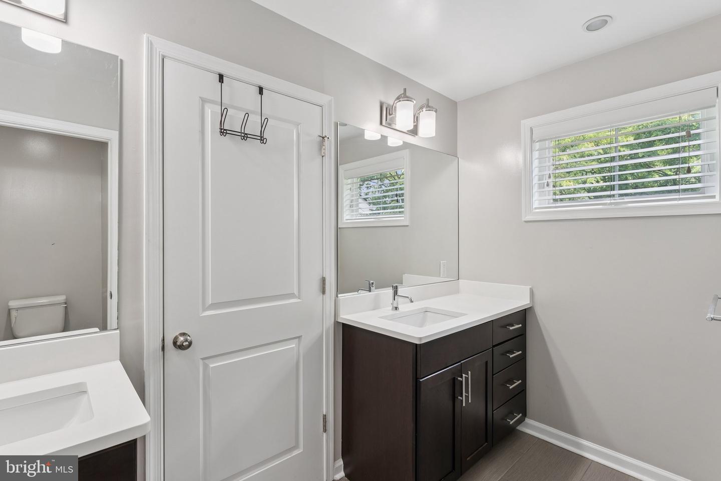 412 WOODCREST DR SE #412B, WASHINGTON, District Of Columbia 20032, 3 Bedrooms Bedrooms, ,2 BathroomsBathrooms,Residential,For sale,412 WOODCREST DR SE #412B,DCDC2213182 MLS # DCDC2213182 412 WOODCREST DR SE #412B, WASHINGTON, District Of Columbia 20032, 3 Bedrooms Bedrooms, ,2 BathroomsBathrooms,Residential,For sale,412 WOODCREST DR SE #412B,DCDC2213182 MLS # DCDC2213182