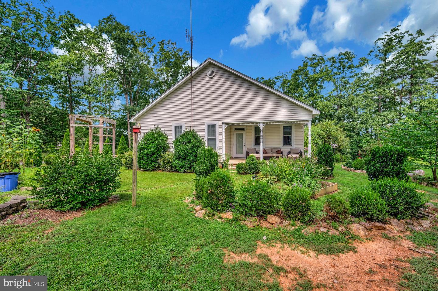 29288 OLD OFFICE RD, RHOADESVILLE, Virginia 22542, 4 Bedrooms Bedrooms, 6 Rooms Rooms,3 BathroomsBathrooms,Residential,For sale,29288 OLD OFFICE RD,VAOR2010354 MLS # VAOR2010354
