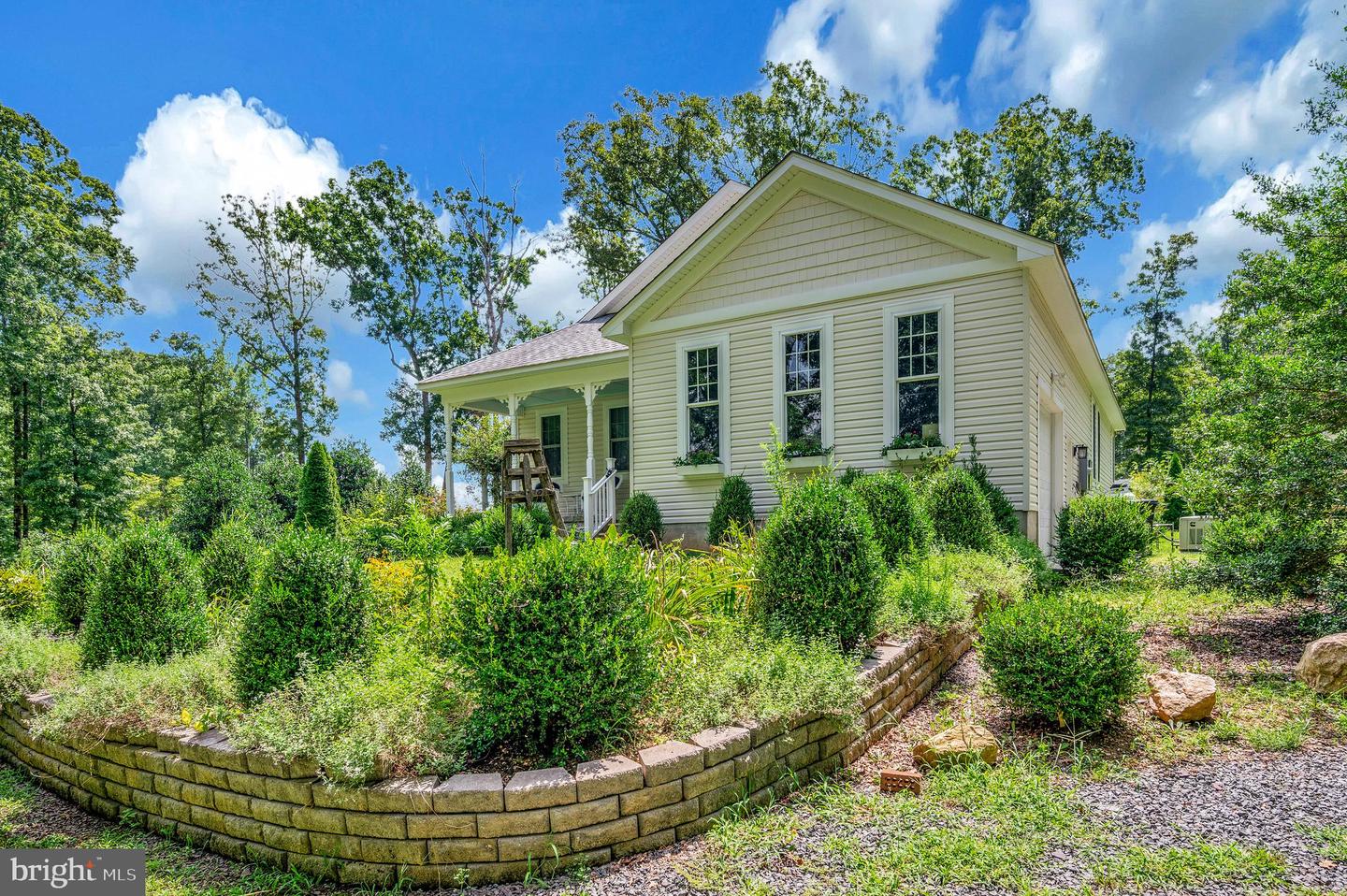 29288 OLD OFFICE RD, RHOADESVILLE, Virginia 22542, 4 Bedrooms Bedrooms, 6 Rooms Rooms,3 BathroomsBathrooms,Residential,For sale,29288 OLD OFFICE RD,VAOR2010354 MLS # VAOR2010354