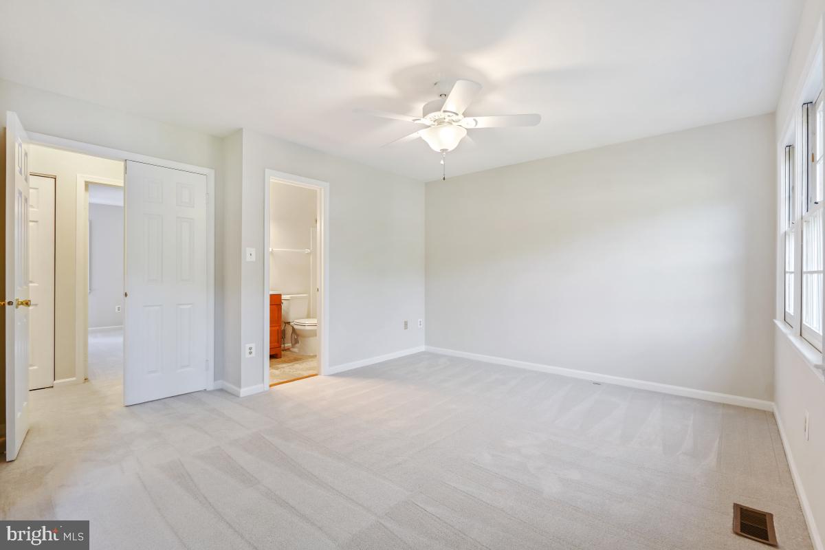 2263 IDYLWOOD STATION LN, FALLS CHURCH, Virginia 22043, 2 Bedrooms Bedrooms, ,3 BathroomsBathrooms,Residential,For sale,2263 IDYLWOOD STATION LN,VAFX2258858 MLS # VAFX2258858