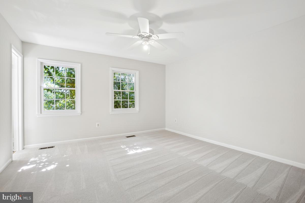 2263 IDYLWOOD STATION LN, FALLS CHURCH, Virginia 22043, 2 Bedrooms Bedrooms, ,3 BathroomsBathrooms,Residential,For sale,2263 IDYLWOOD STATION LN,VAFX2258858 MLS # VAFX2258858